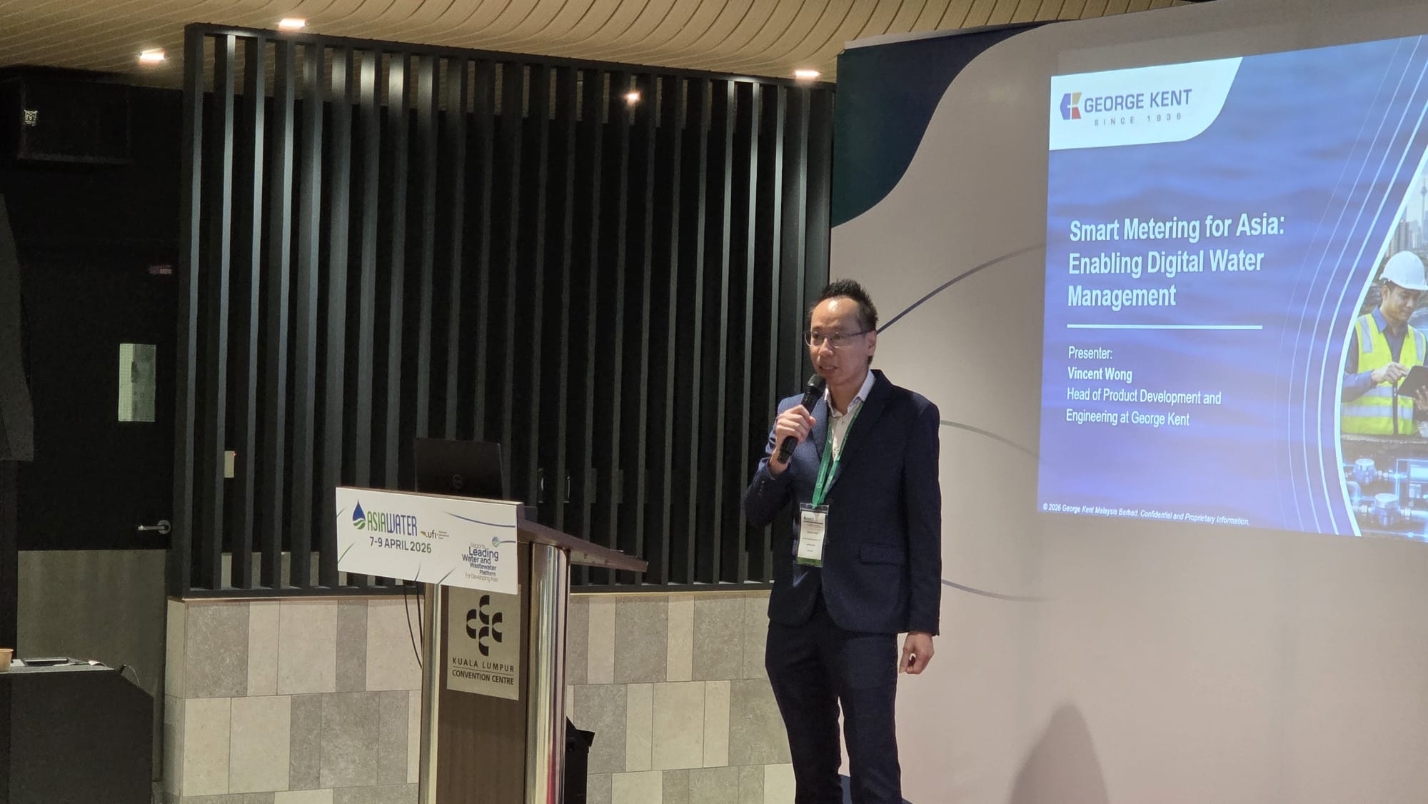 Vincent Wong delivering a technical presentation on Smart Metering for Asia to an engaged industry audience at AsiaWater 2026.